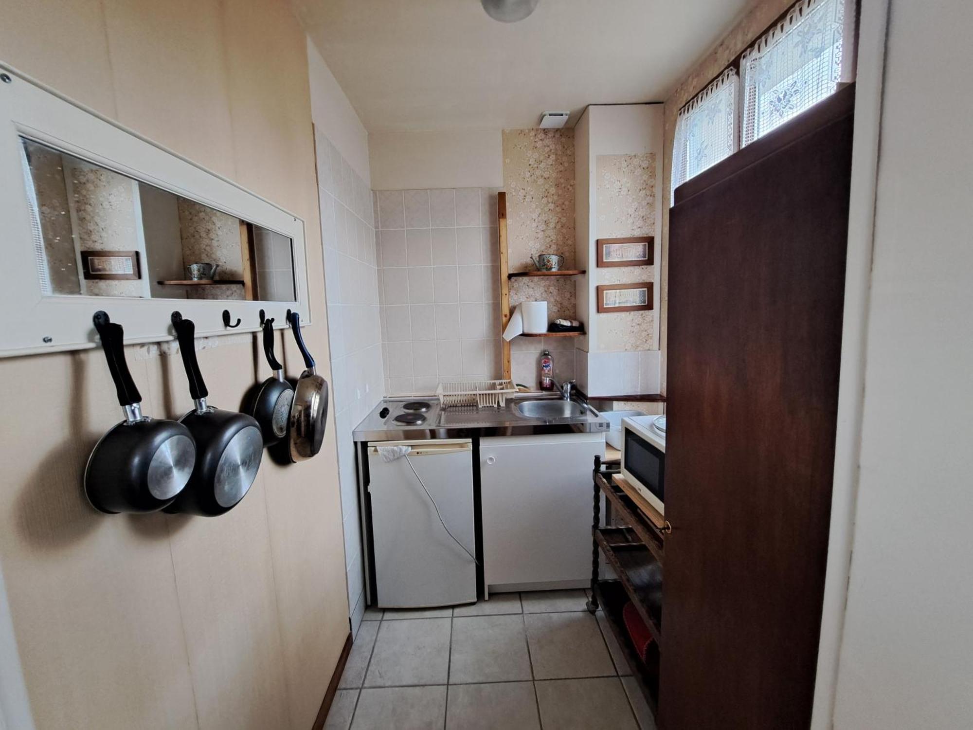 Location A Coucy Le Chateau Exterior foto